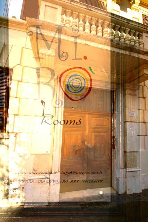 Mi.Ro Rooms Rom Eksteriør billede